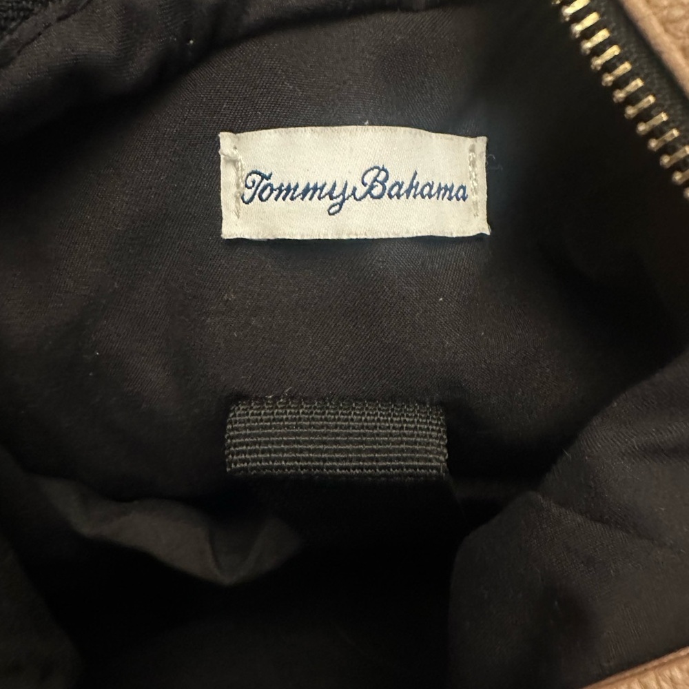 Tommy Bahama Black and Tan Backpack - Picture 6 of 7